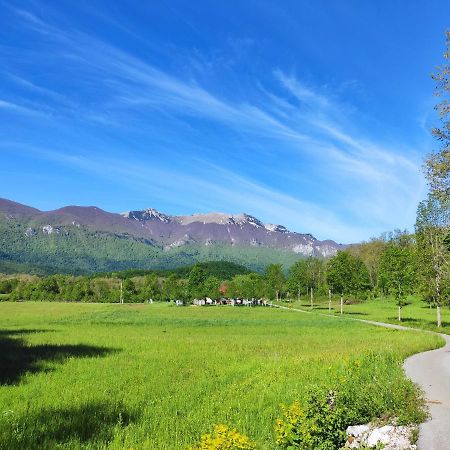 Velebit Lodge Lovinac  Esterno foto