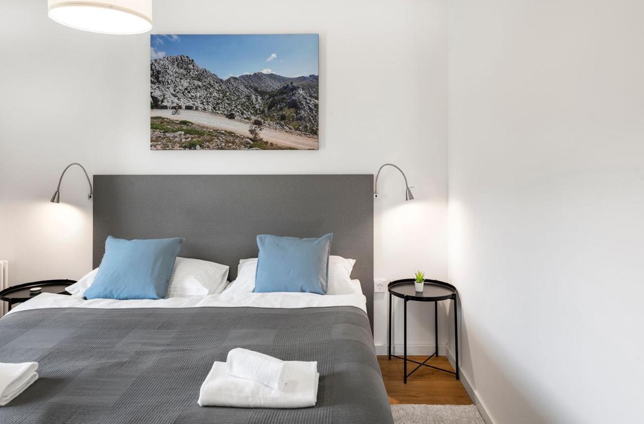 Velebit Lodge Lovinac  Esterno foto