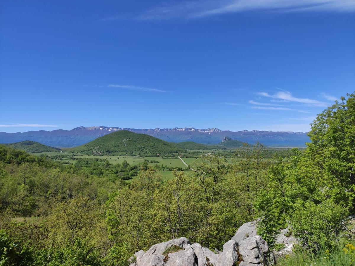 Velebit Lodge Lovinac  Esterno foto